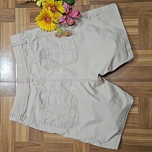 LEE relaxed fit khaki shorts